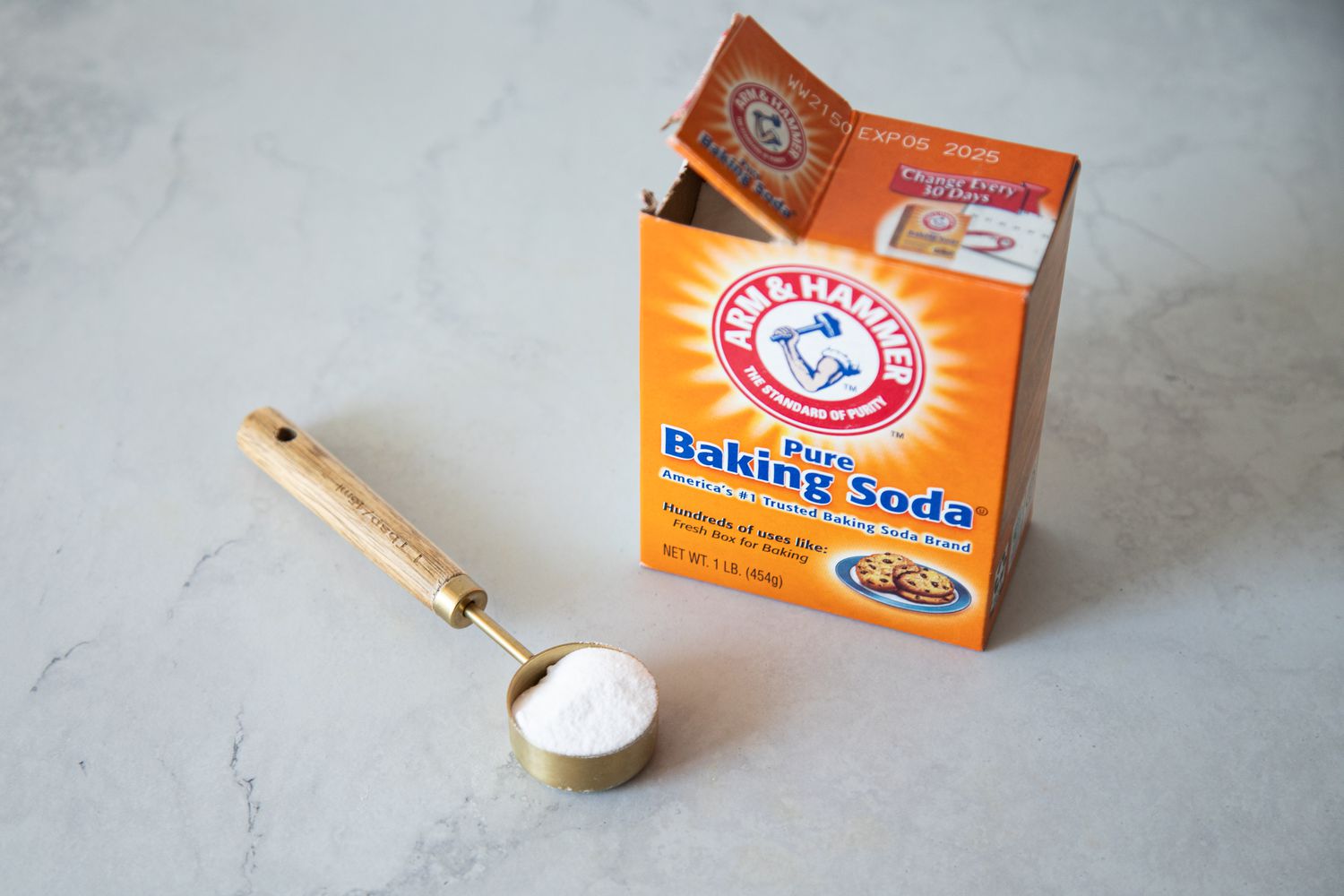 Bicarbonate de soude ( Pure baking soda )Arm & Hammer, 500 g