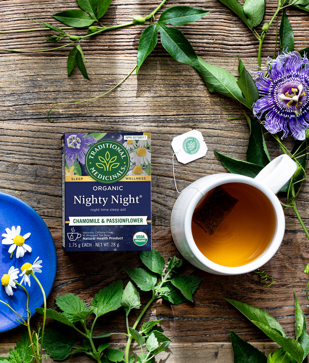Tisane bio Nighty Night Extra: Aide le sommeil avec de la valériane, de la passion et de la mélisse.