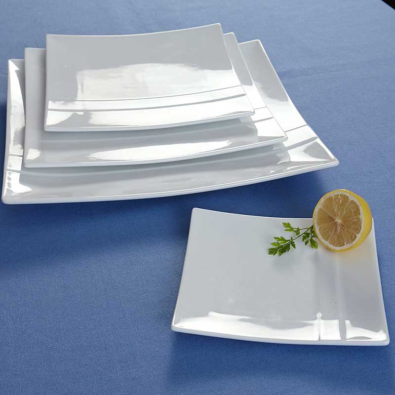 Cuisine - Assiettes Rayées Carrée  4 pièces